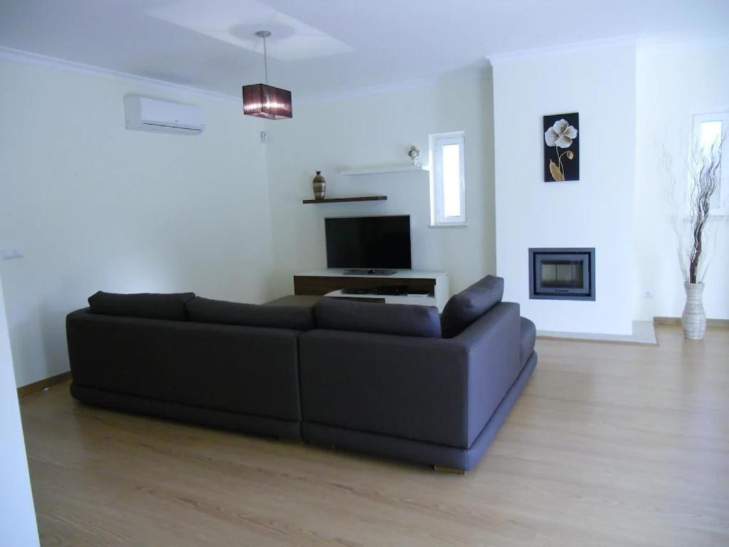 Casa Sao Bartolomeu - 5 Quartos Com Piscina ภายนอก รูปภาพ
